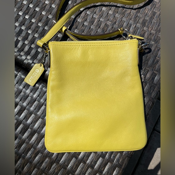 Coach crossbody - Picture 4 of 7